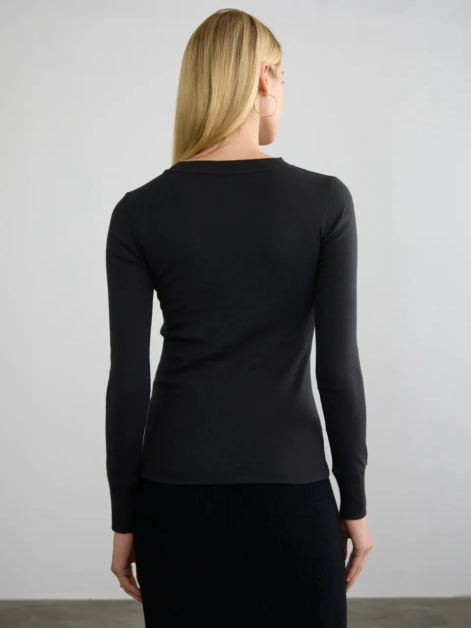 Crew Neck Rib Long Sleeve Tee in Black