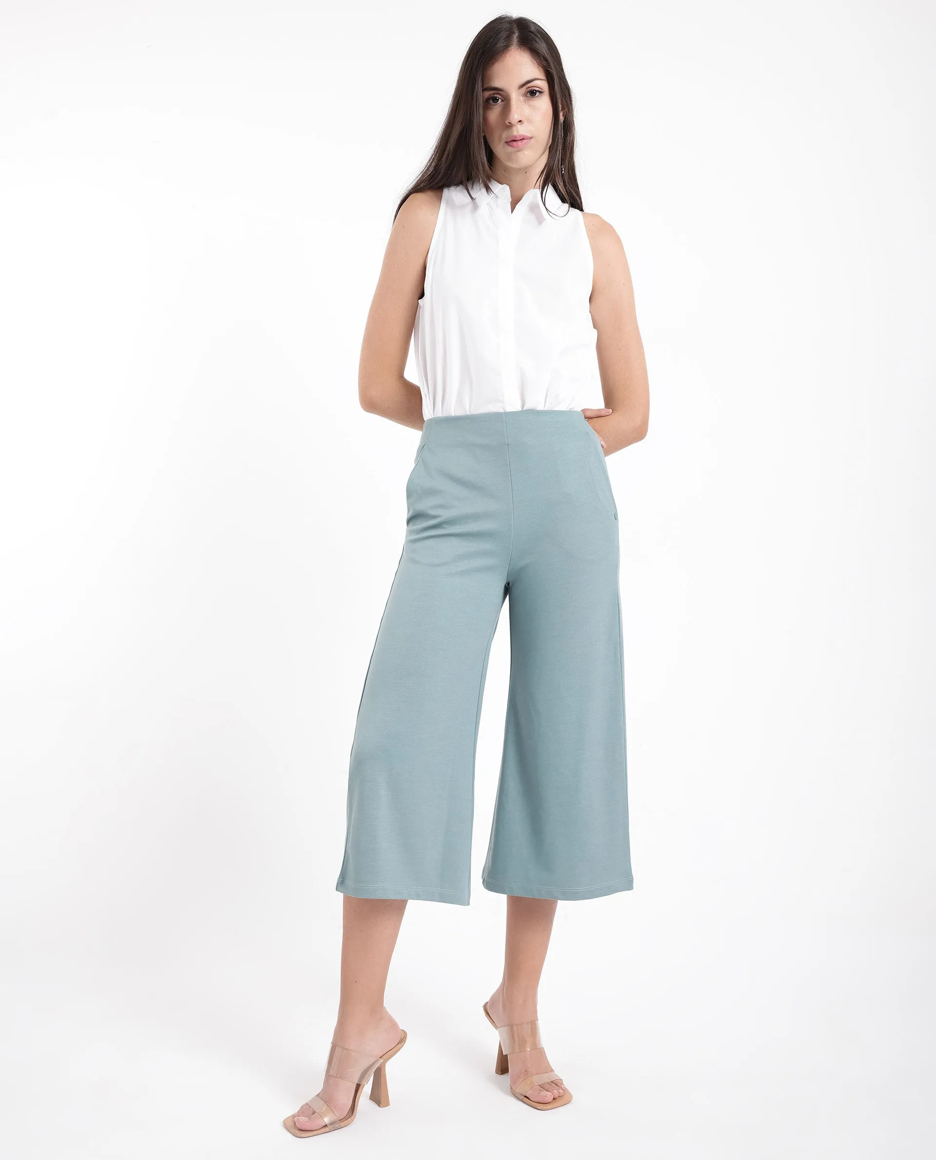 Rareism Women Shoyo Light Green Polyester Fabric Zip Closure Flared Fit Plain Midi Culottes