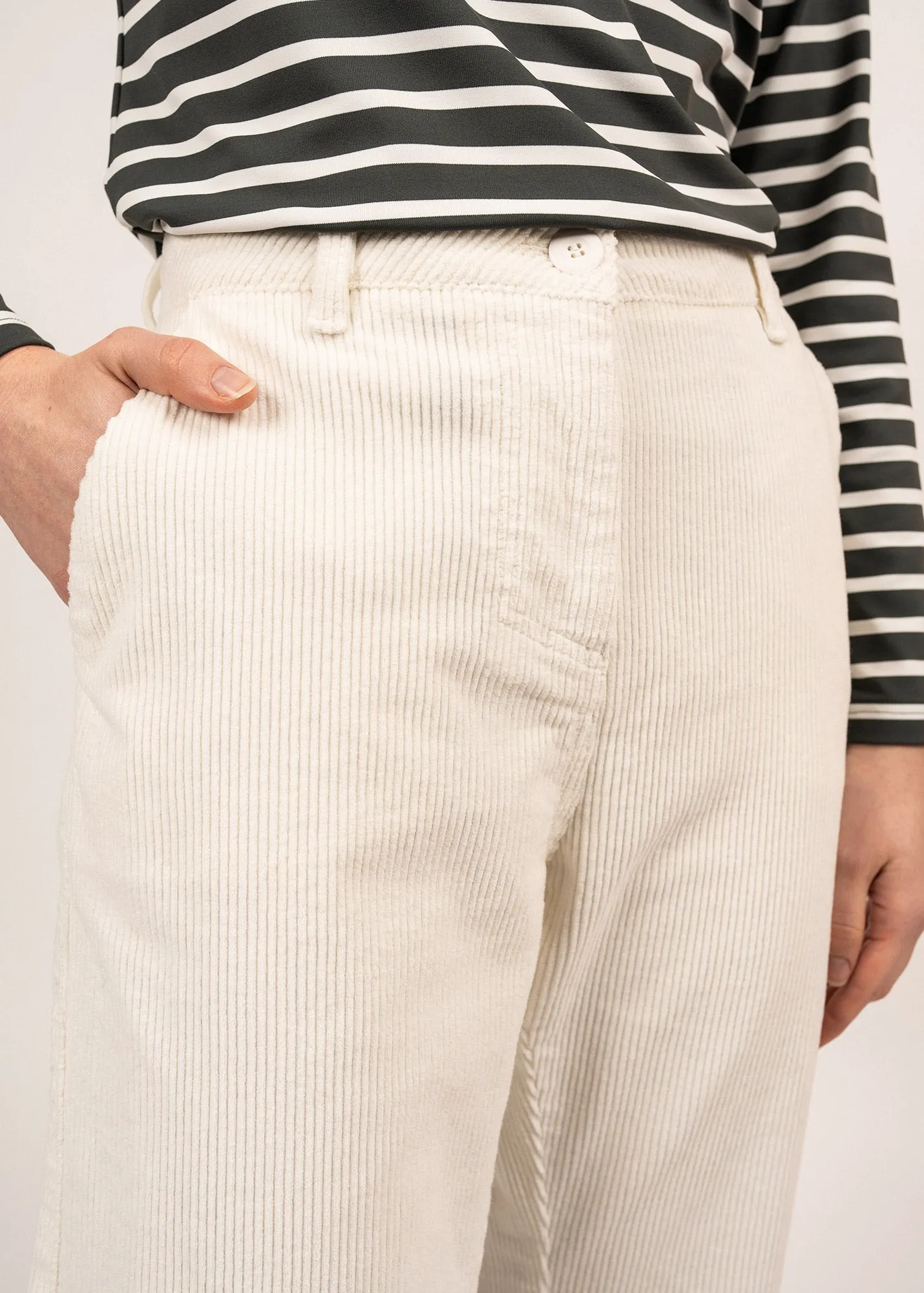 Tess Velvet Trousers - straight cut (BLANC D'HIVER)